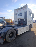 Foton AUMAN 4x2 Седельный тягач BJ4189SLFKA (Дизельный, 11,8 л, 470 л.с. АТ)