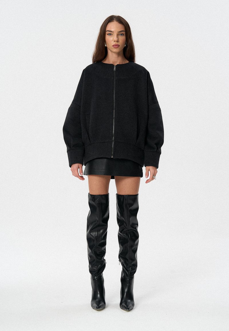 Бомбер Liraven