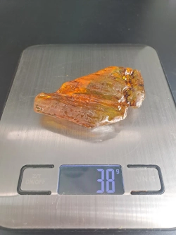 Копал молодой янтарь коллекционный 37 гр