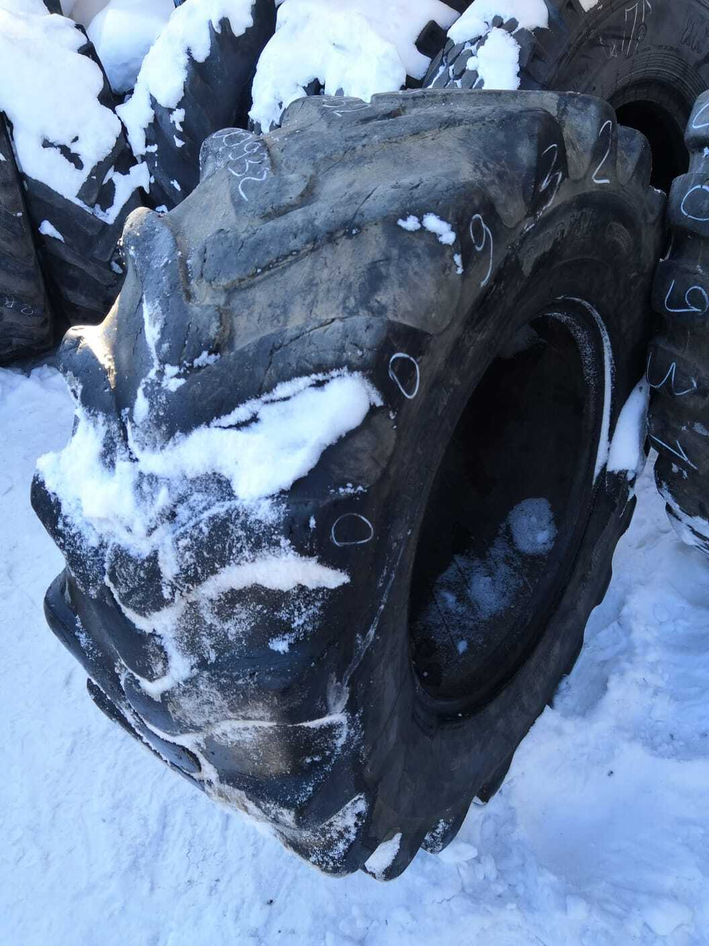 440/70R24 Michelin XM37 шина б/у