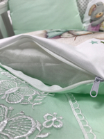 Комплект в кроватку 18 предметов "Мышка" зеленый, кружева-сатин