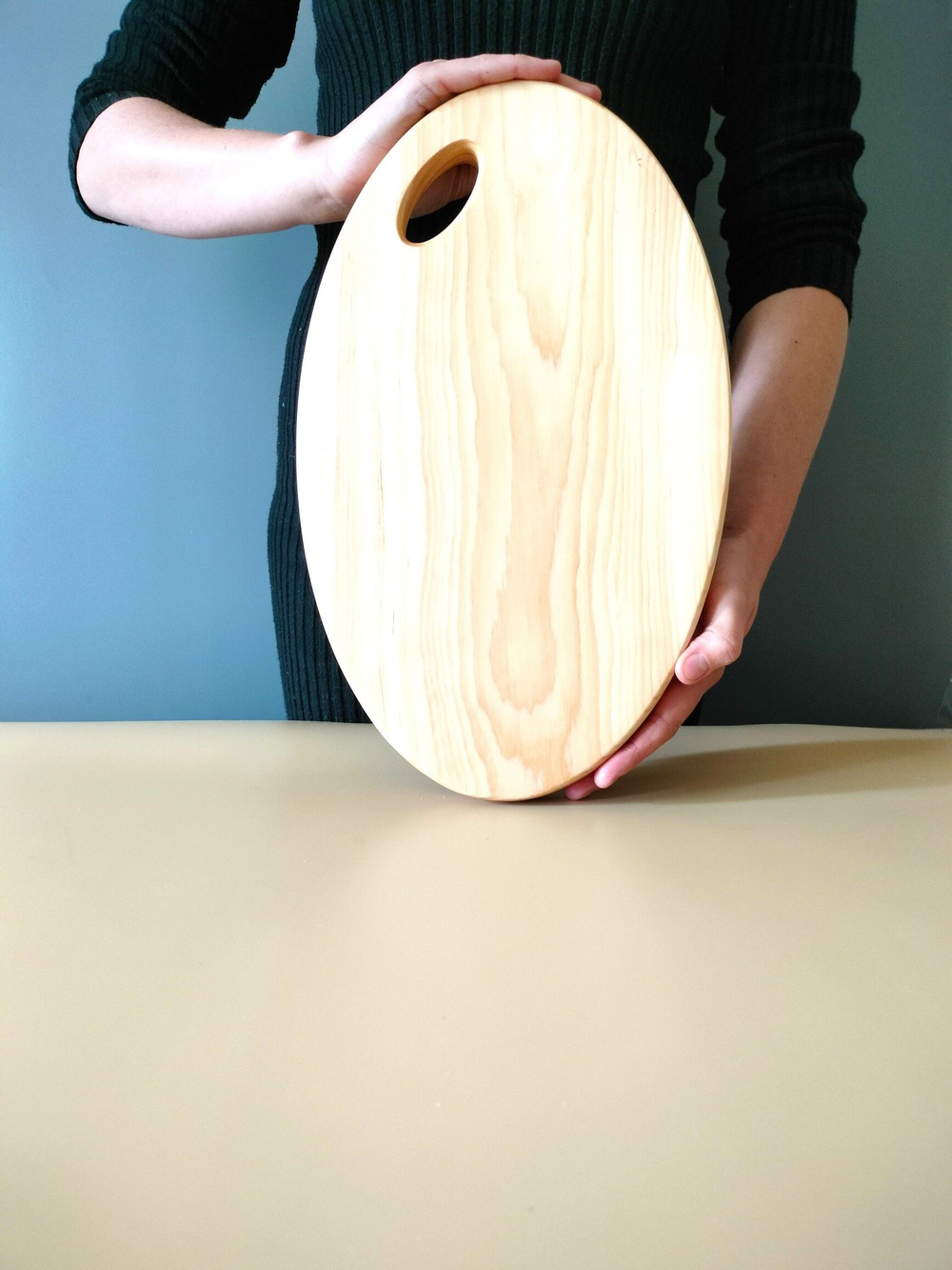 Доска разделочная из дерева сервировочная