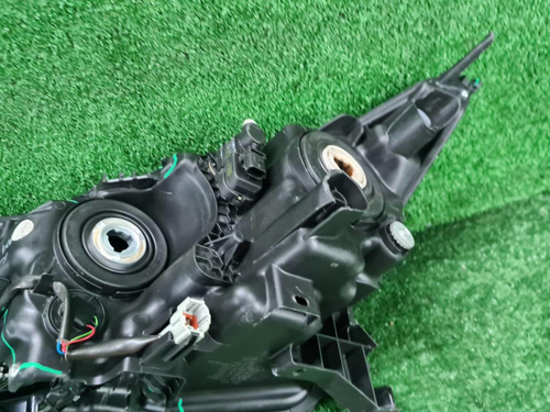 Битая Фара правая Nissan Qashqai 2 j11 (17-23) галоген
