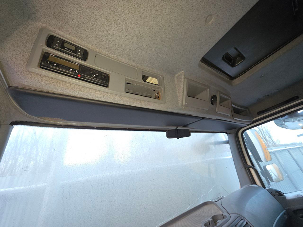 КамАЗ 65206 6x4 Седельный тягач 65206-T5 (Дизельный, 12,0 л, 428 л.с., МТ)