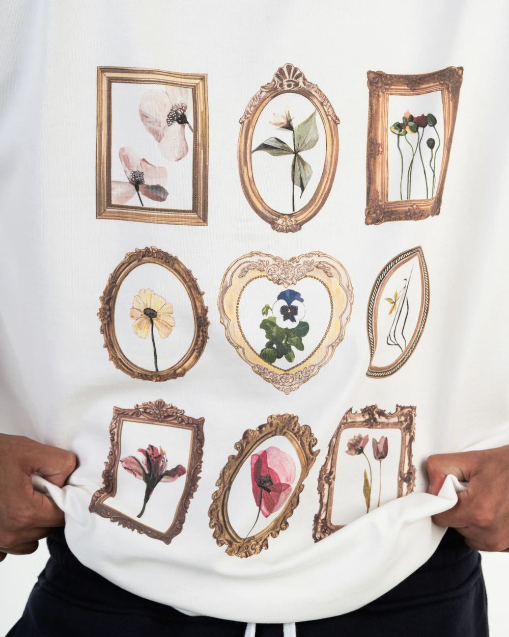 Футболка Bruler d'Amour x Madina Belikova Flowers белая