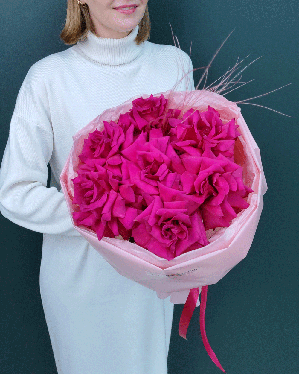 Монобукет из Французской розы Фулл Монти(00429)