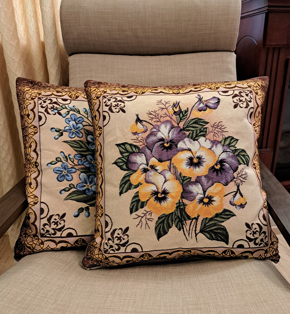 Декоративный гобеленовый чехол для интерьерной подушки Виолы 38*38