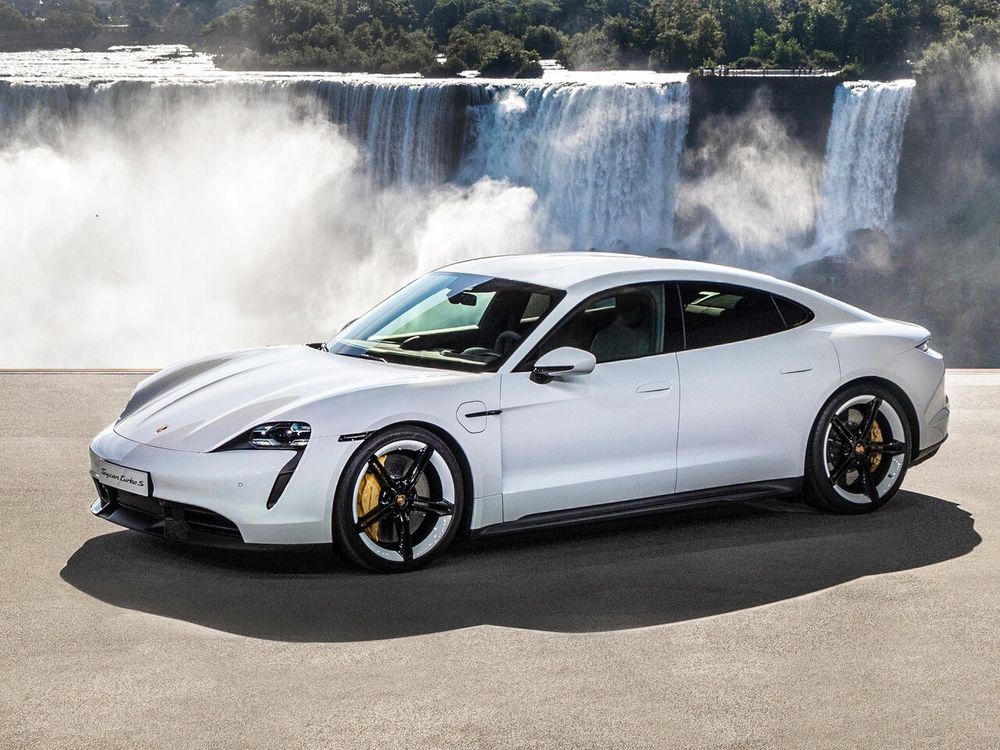 Porsche Taycan Turbo S (2024)