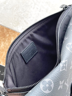 Louis Vuitton Pochette S-Lock