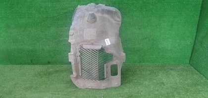 Подкрылок передний правый Rolls-Royce Phantom 8 (2017-2022)