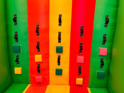 Коммерческий надувной батут с крышей «Смайлики», 10*6*6 м