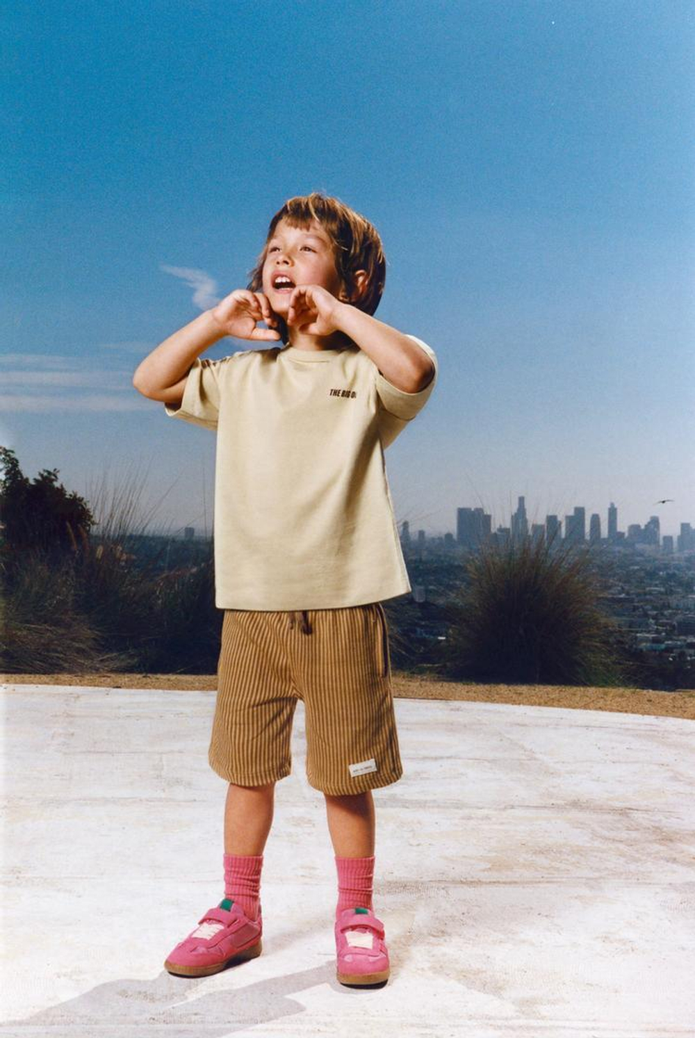 ZARA ШОРТЫ ИЗ МЯГКОЙ ТКАНИ В ПОЛОСКУ С НАШИВКОЙ, ОХРА