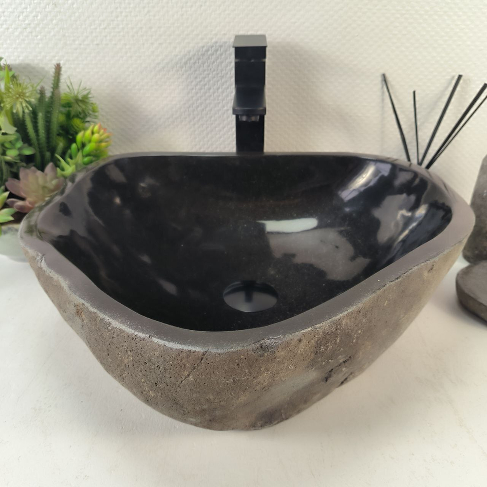 Раковина из речного камня RS-65251 46*42*15 0856