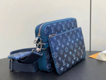 Сумка-мессенджер Louis Vuitton