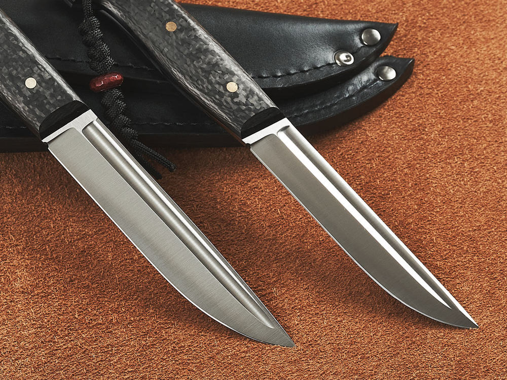 Спарка цельнометаллических финских ножей, сталь VG10, рукоять карбон (черный спейсер)