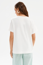 23606 Футболка женская (молочный)