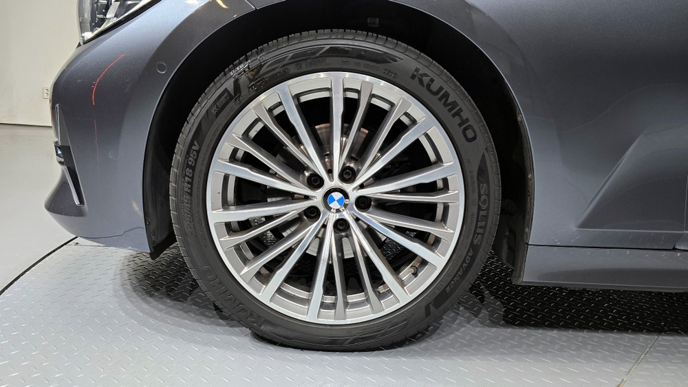 BMW 3 серии (G20) 320i Luxury