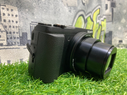 Sony Cyber-shot DSC-HX60