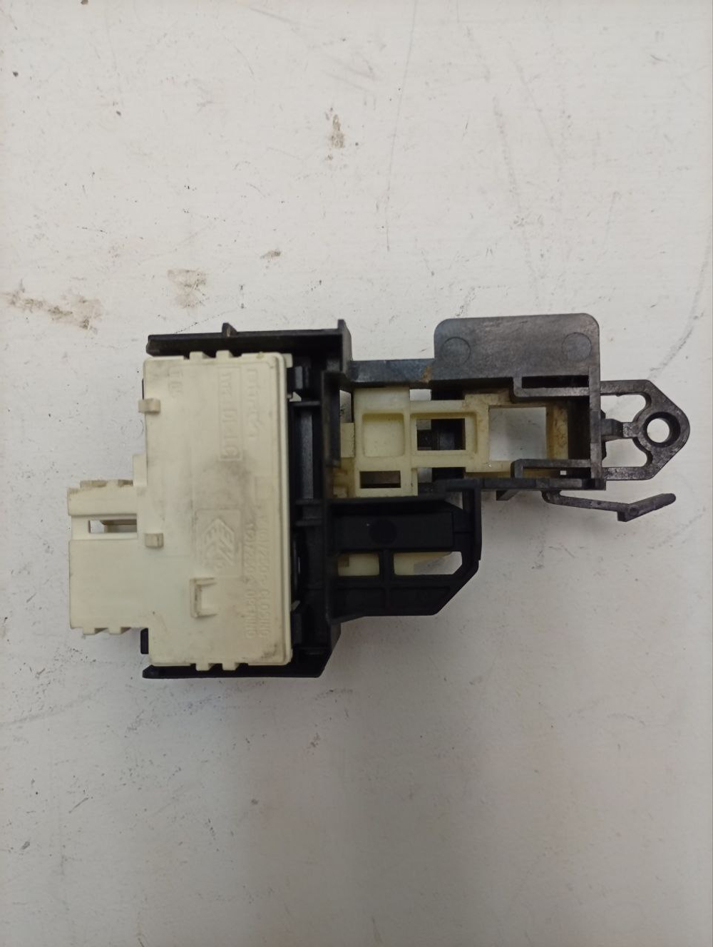 ZWQ5105 кт13 Устройство блокировки люка для стиральных машин Electrolux AEG Zanussi 1297479055 б/у