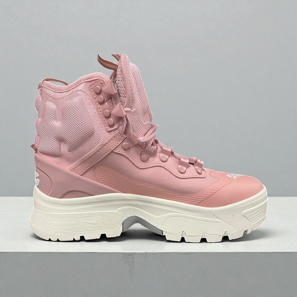 Nike ACG Air Zoom Gaiadome GORE-TEX • Pink