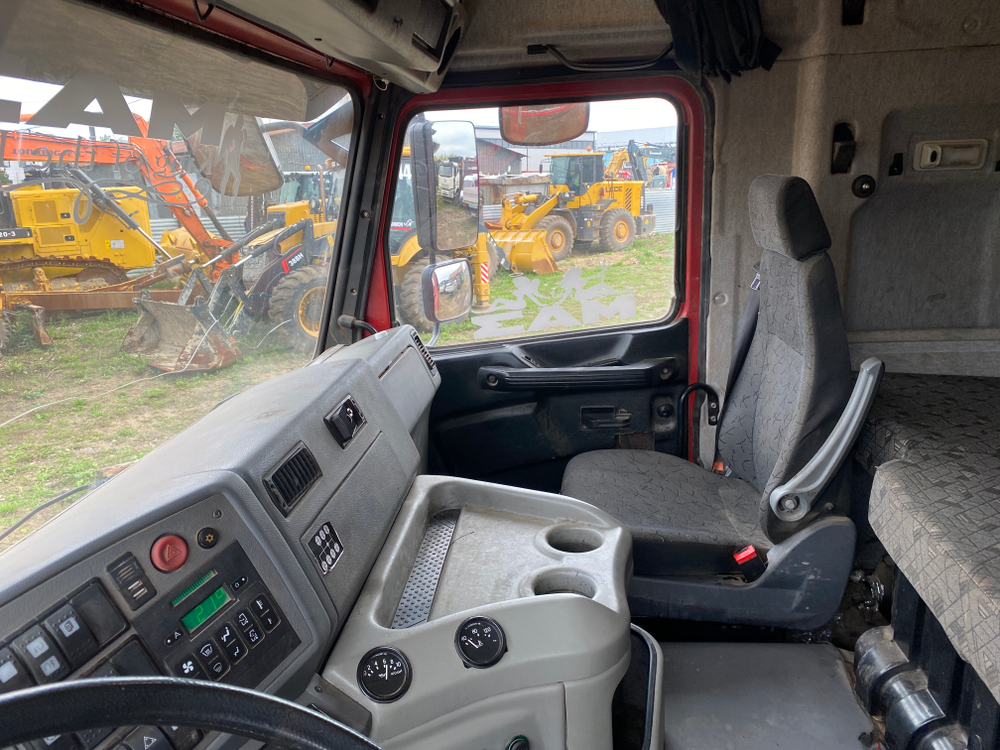 МАЗ 6430 6x4 Седельный тягач 643028-570-012 (Дизельный, 11,6 л, 423 л.с., МТ)