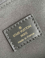 Louis Vuitton On My Side PM
