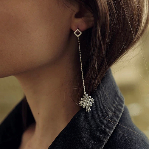 Моносерьга MESKEL