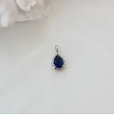 Подвеска Капля с синим фианитом, 15*8 мм, родий, П428