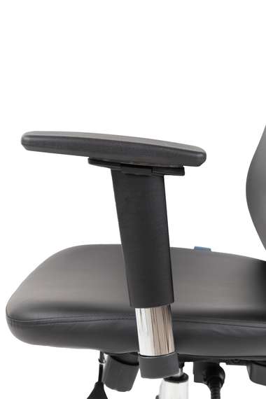 Офисное кресло Chairman 500LUX Россия экокожа черный