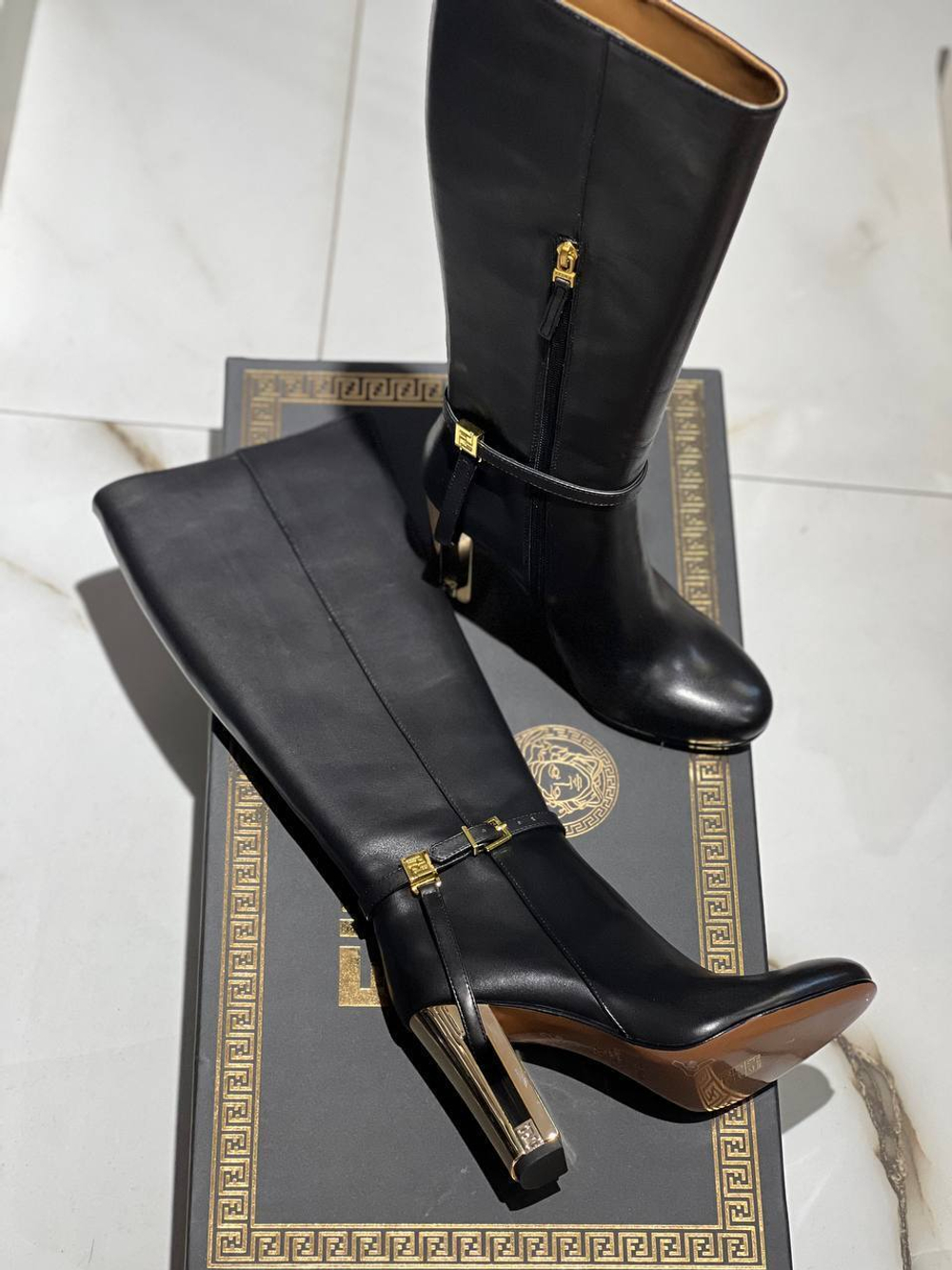 Сапоги Versace