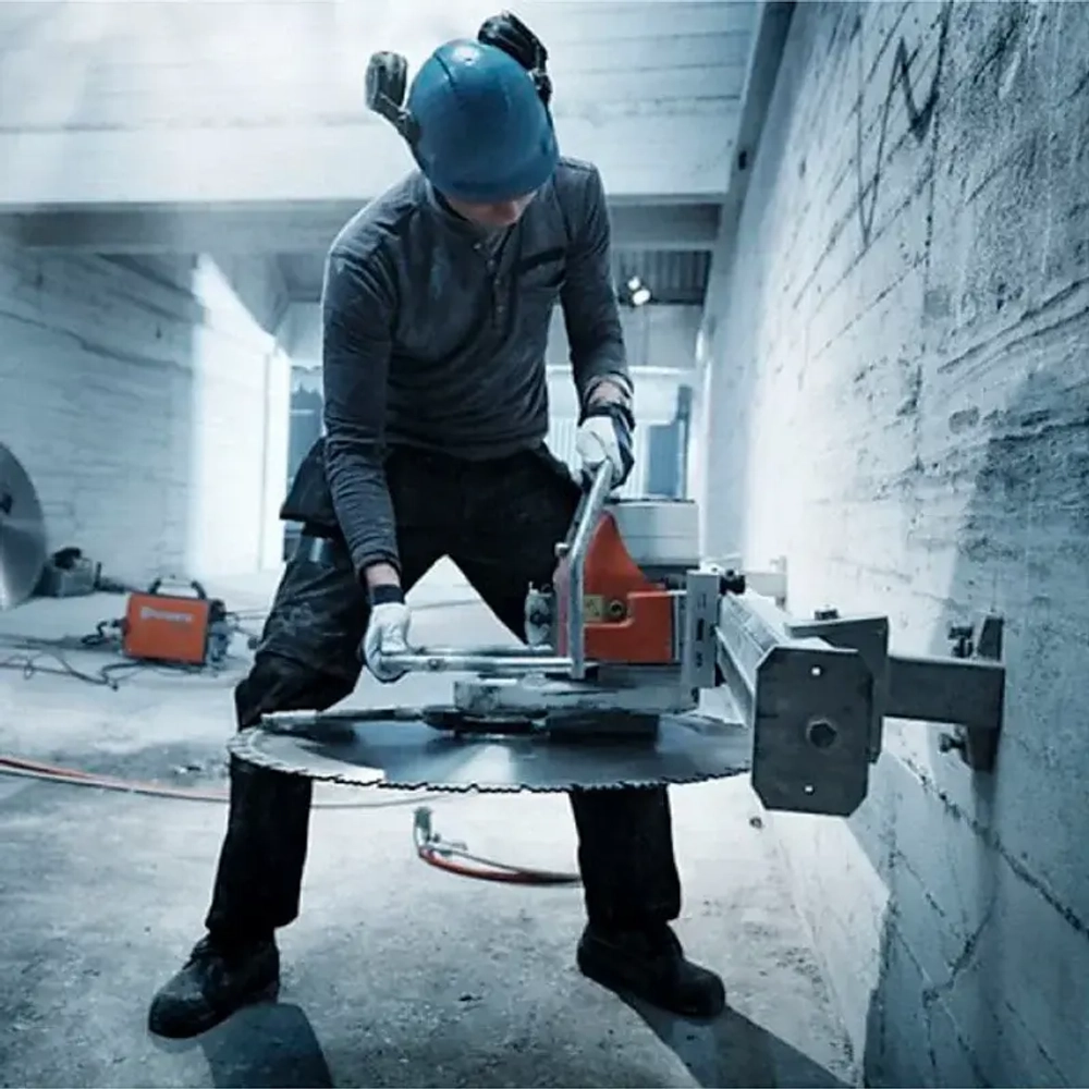 Husqvarna WS 482 HF стенорезная машина 1000 мм 9676467-03