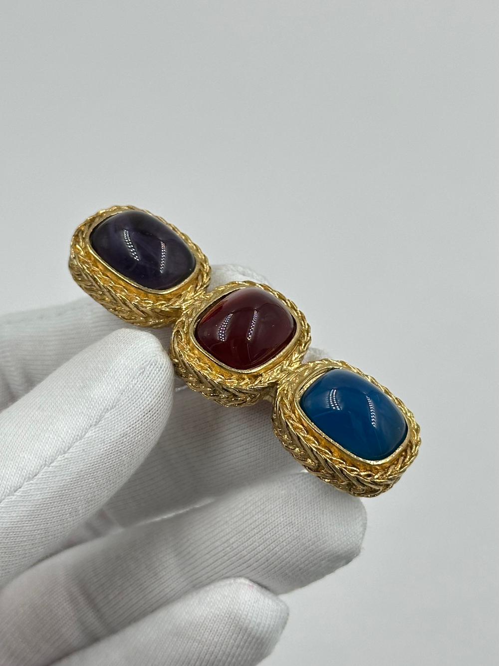 Брошь с разноцветными вставками Givenchy