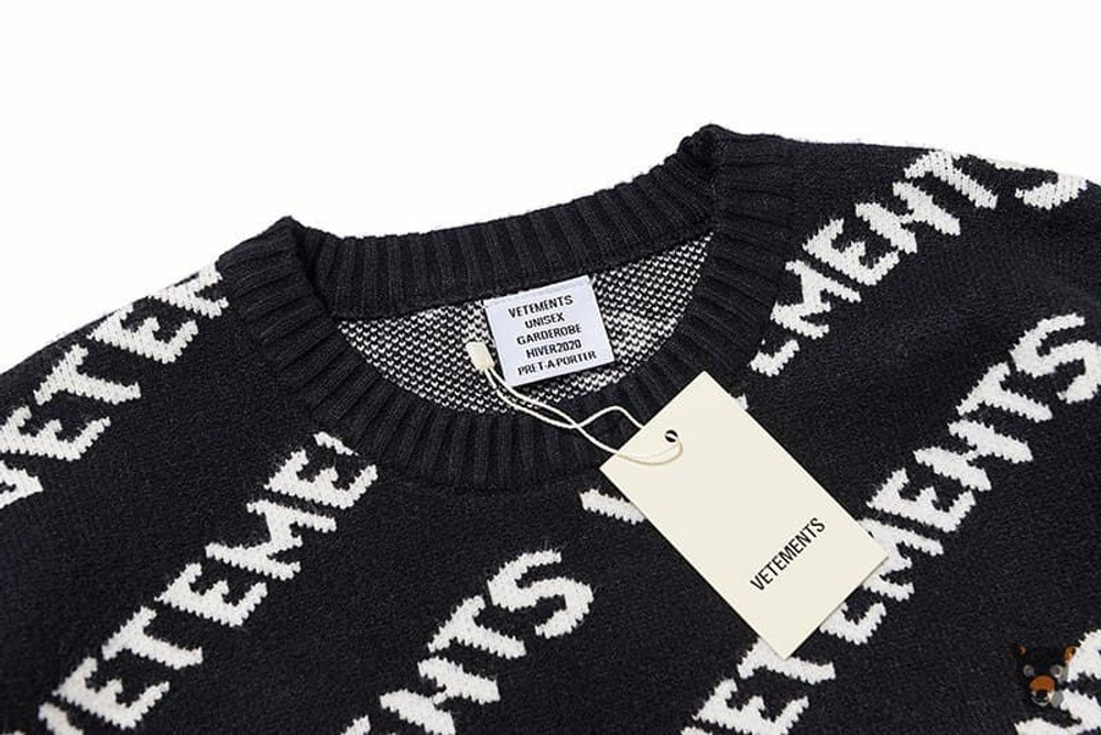 Свитер Vetements "Logos"