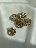 Пуговицы золотистые в форме цветка