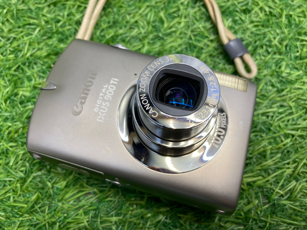 Canon Digital IXUS 900 Ti