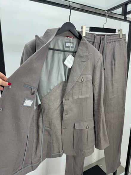 Льняной костюм Brunello Cucinelli
