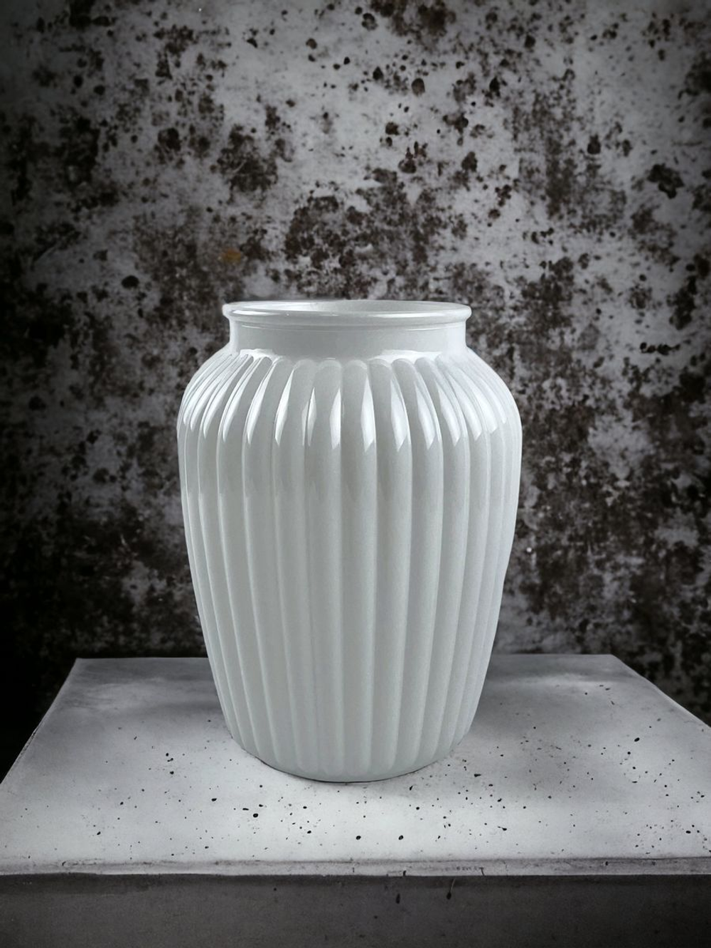 Ваза ModerN "WhitE" (Белый глянец)
