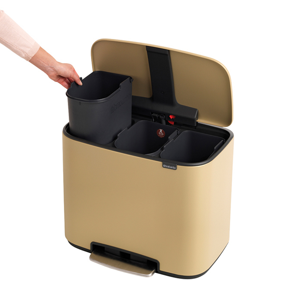 Мусорный бак Bo Pedal Bin 3x11л Brabantia Минерально-золотой