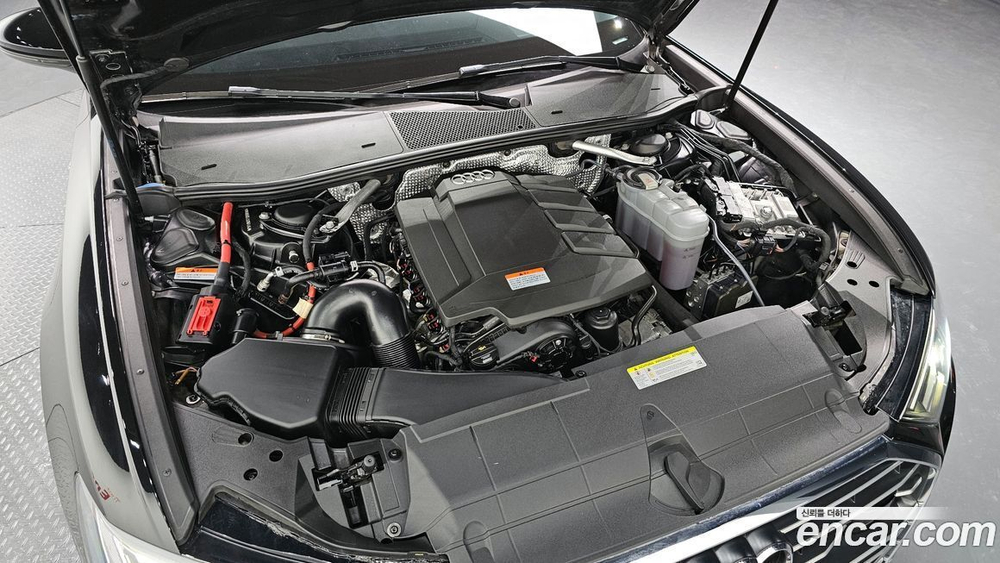 Audi A6 (C8) 45 TFSI Premium (08.2020)