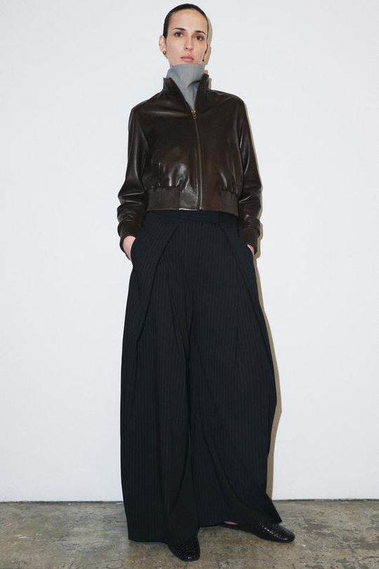 ZARA БРЮКИ WIDE LEG С ЗАЩИПАМИ — ZW COLLECTION, ПОЛОСКИ