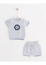 футболка с шортами