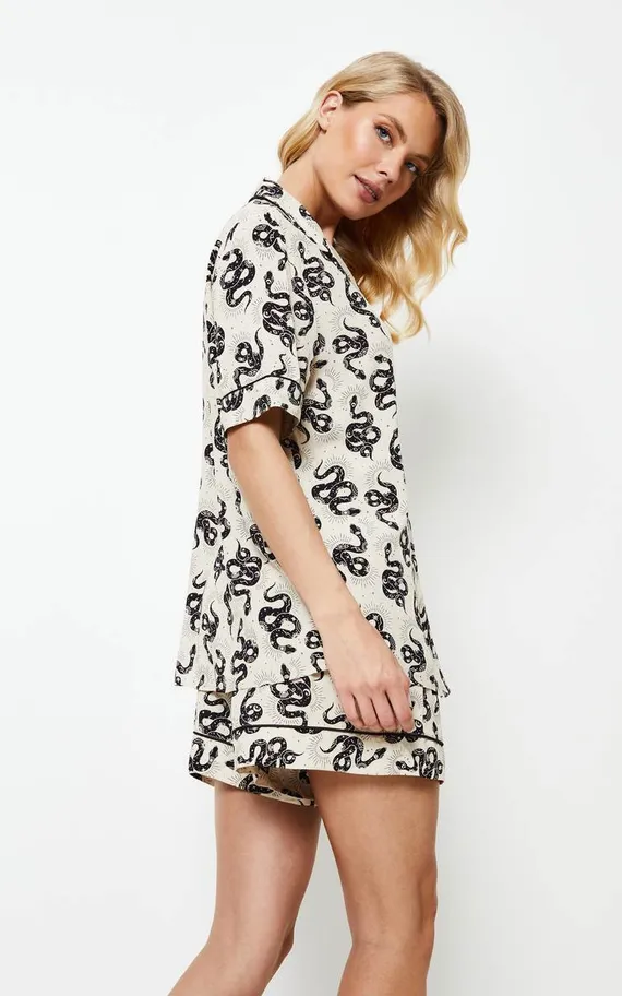 DAKARA Пижама женская с шортами