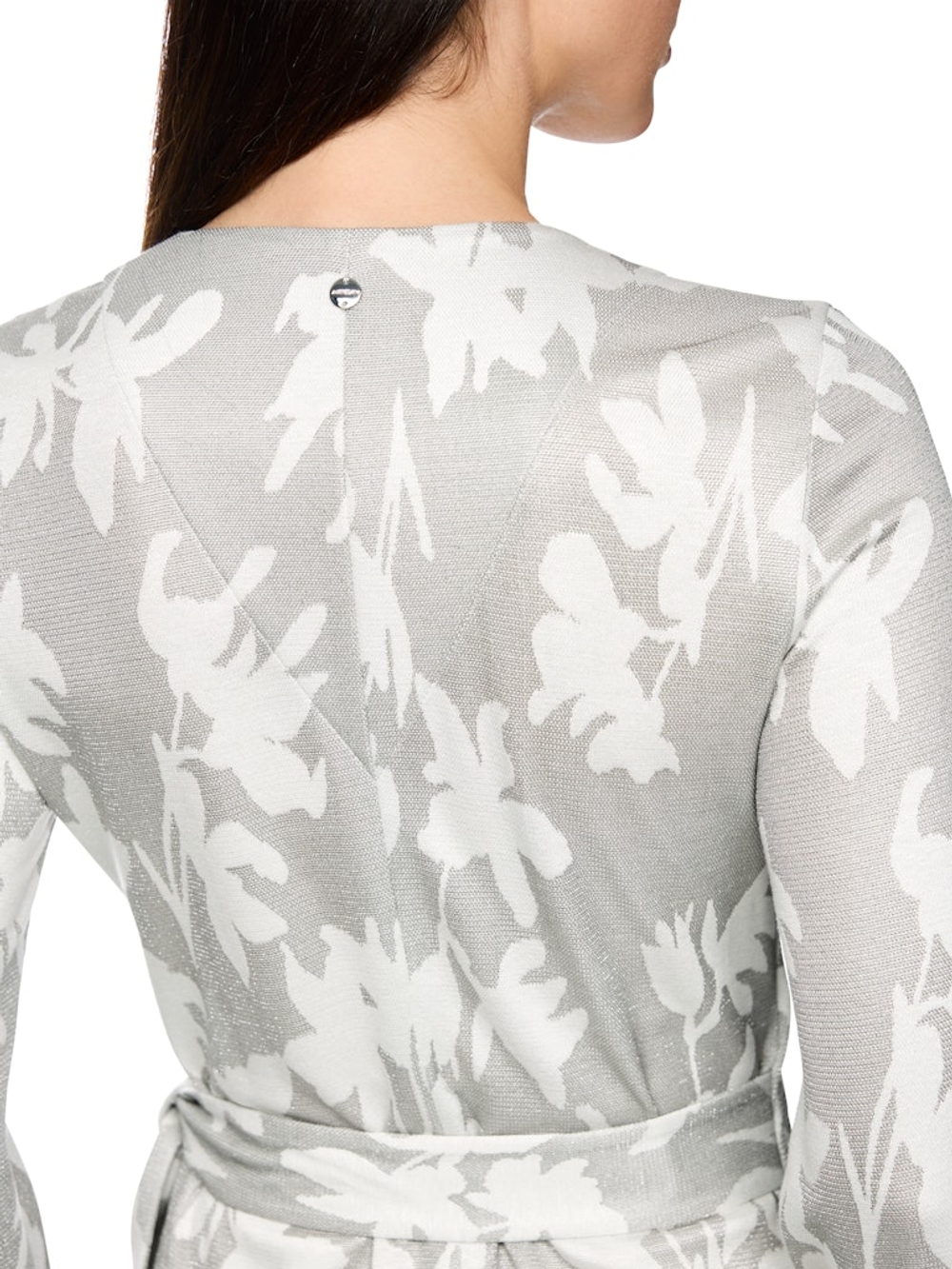 AC 21.43 J37   платье