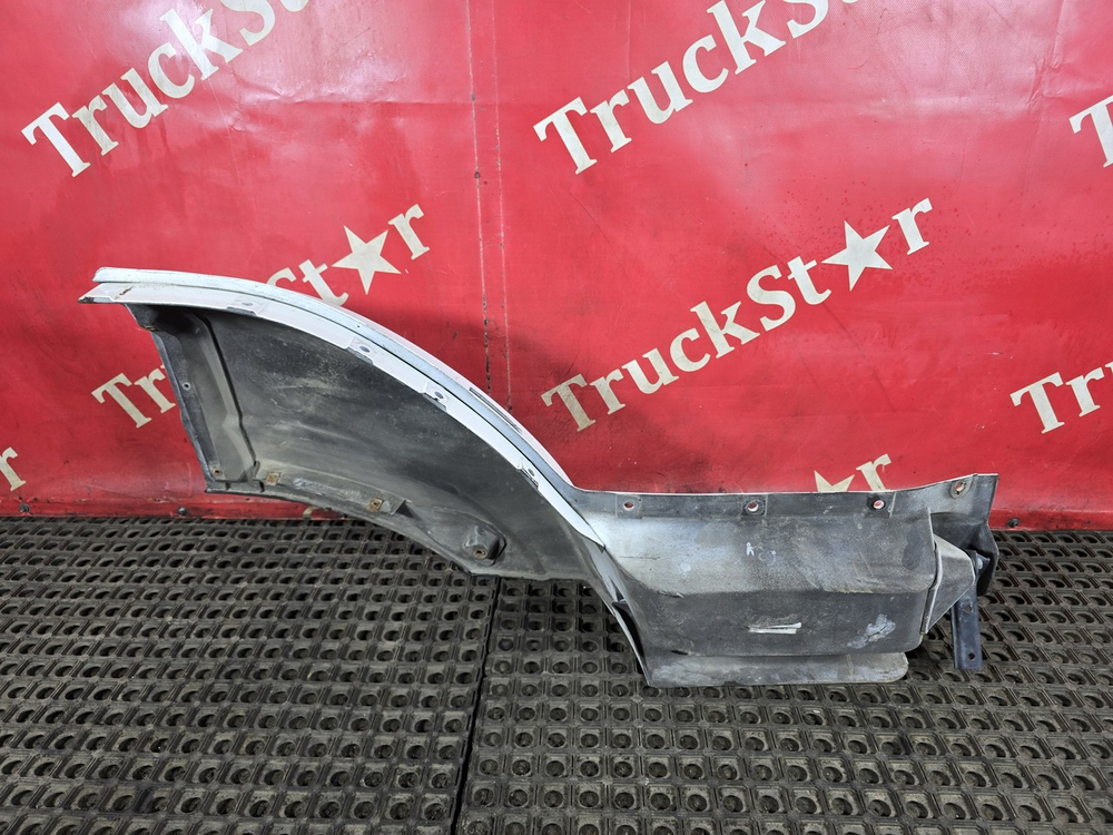 Корпус подножки левый