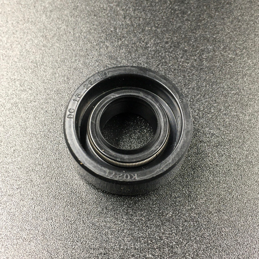 Сальник Suzuki (09289-12003) (13x26x10) (Omax 2)