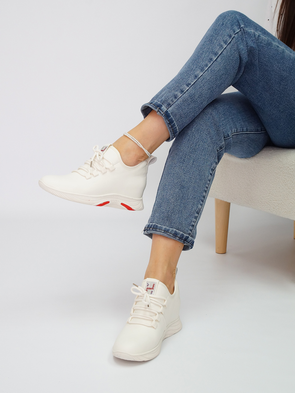 Кроссовки женские демисезонные