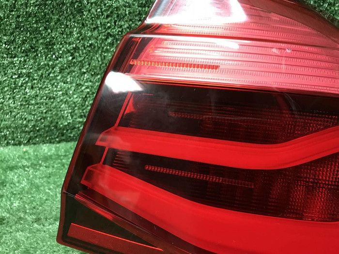 Фонарь правый внешний BMW 3er F30 (2015-2020) LED
