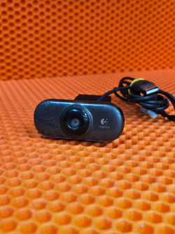 Веб-камеры Logitech v-00019