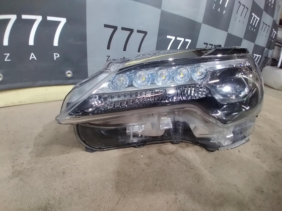 Фара левая LED Toyota Fortuner 2 15-20 Б/У Оригинал 811500KB90