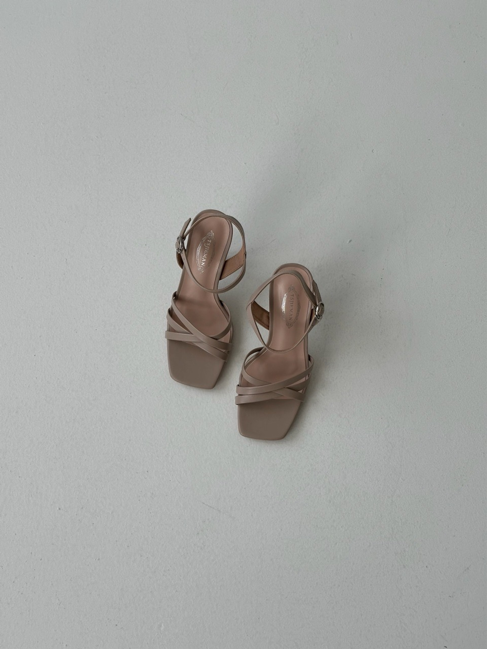 Босоножки из эко кожи